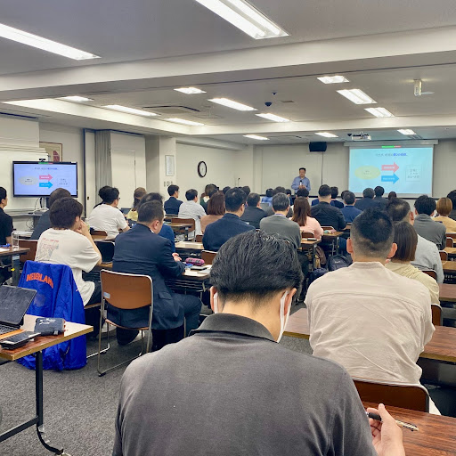 1 大阪で合同企業研修スタート「一生涯の仲間」と未来を拓く学びへ｜やさしいビジネススクール「次世代中核メンバー養成アカデミー」